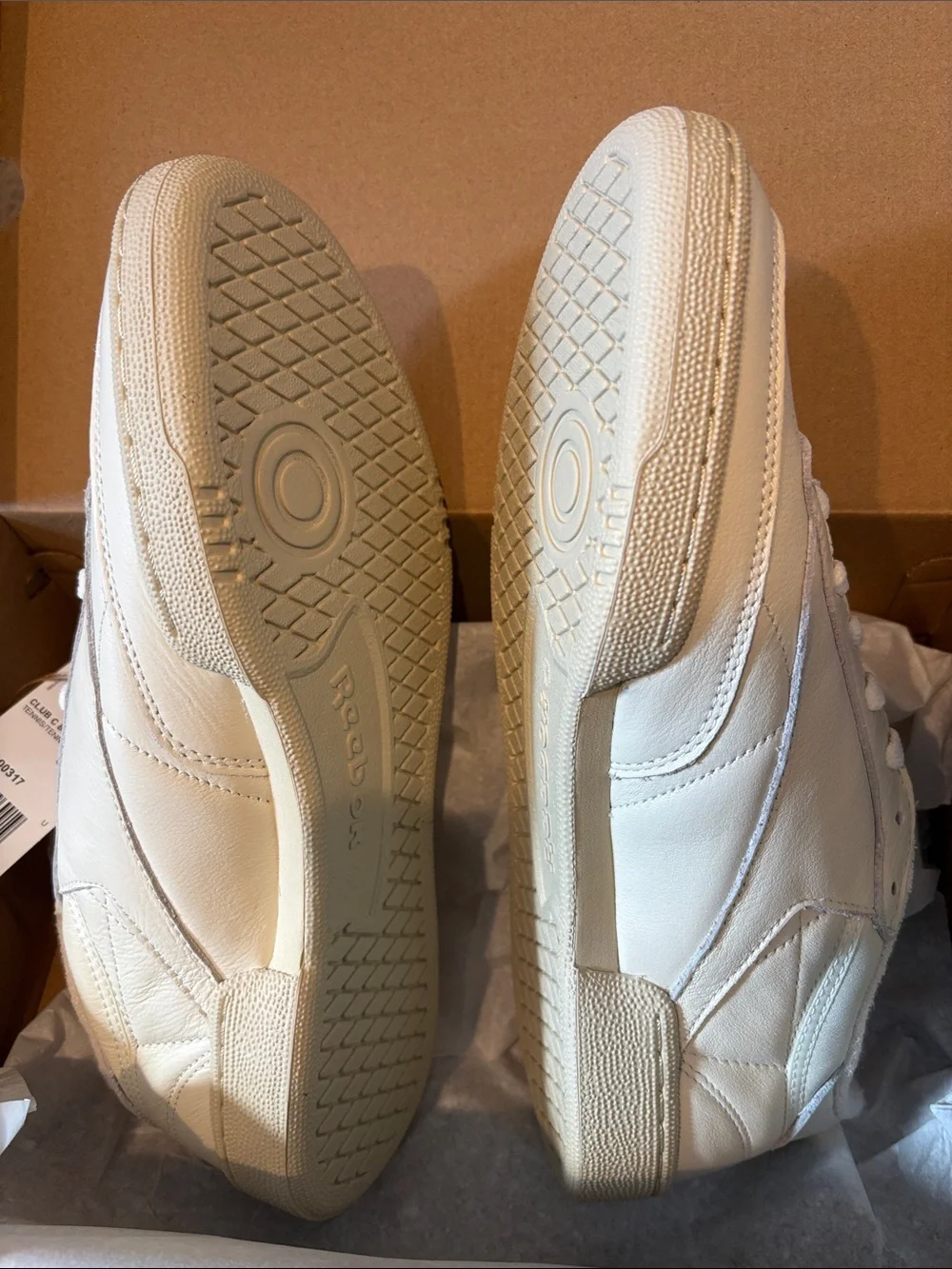 Reebok low profile